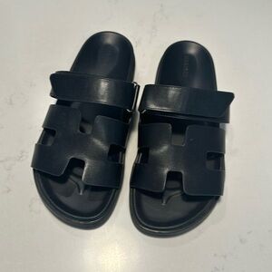 Designer dupe sandals size 39 fit size 8-8.5